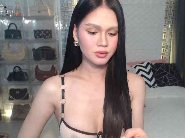 GirlfriendMaxene Live Webcam on BongaCams