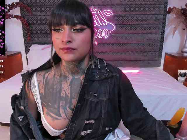 live porno chat Lilbye066evil
