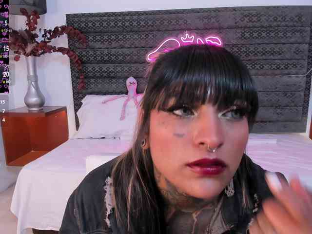 Lilbye066evil webcam