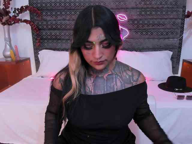 Lilbye066evil webcam