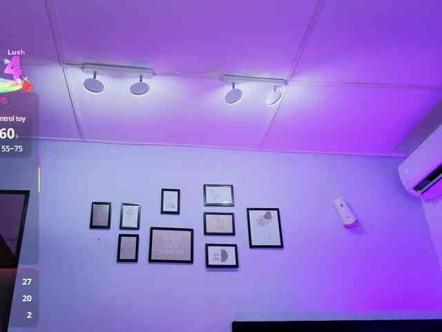 Lana01 webcam
