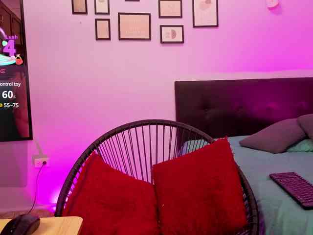 Lana01 webcam