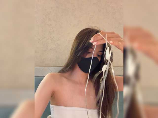 KissMec's BongaCams show and profile