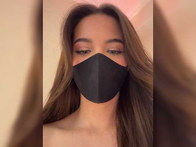 KissMec's BongaCams show and profile