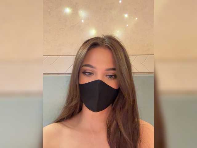 KissMec's BongaCams show and profile