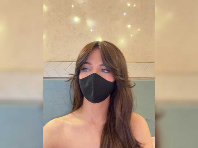 KissMec's BongaCams show and profile