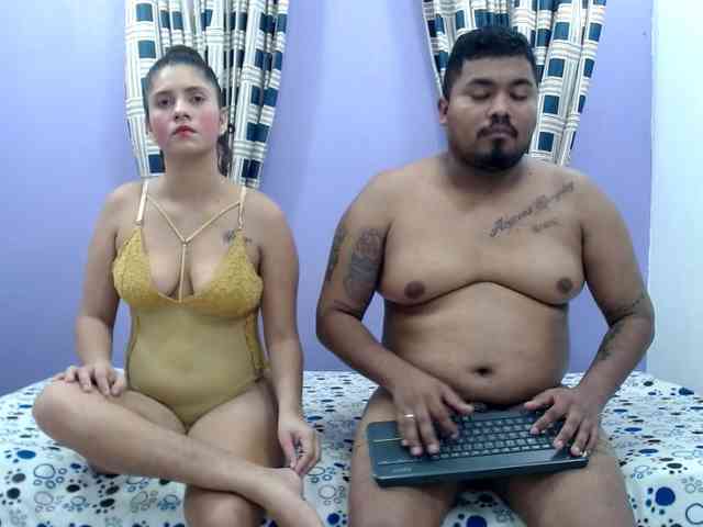 couplesexlatin69 webcam