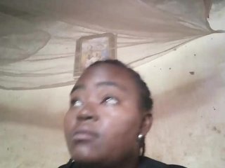 Pricilah's Live Webcam