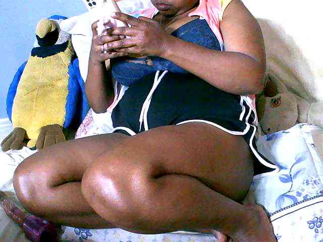 Elisahh webcam