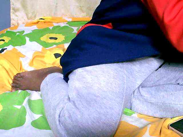 Elisahh webcam