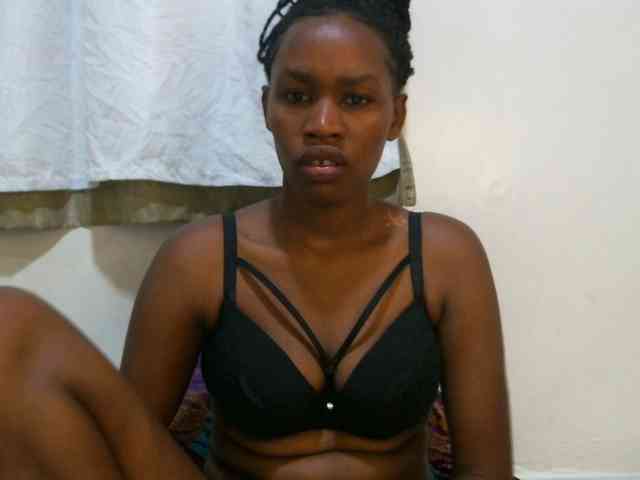 sweet-brown webcam