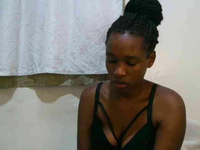 sweet-brown webcam