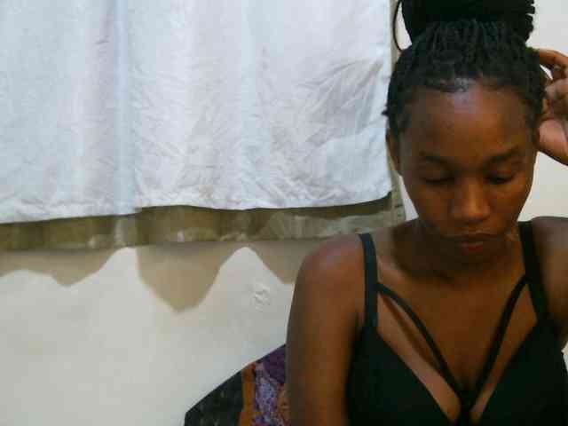 sweet-brown webcam