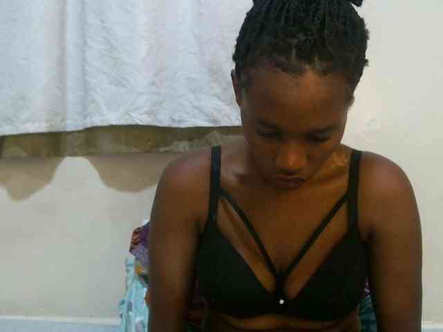 sweet-brown webcam