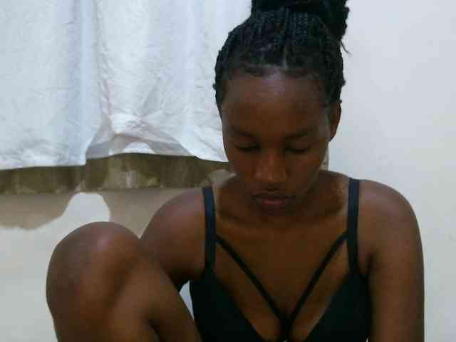 sweet-brown webcam