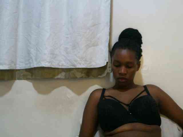 sweet-brown webcam