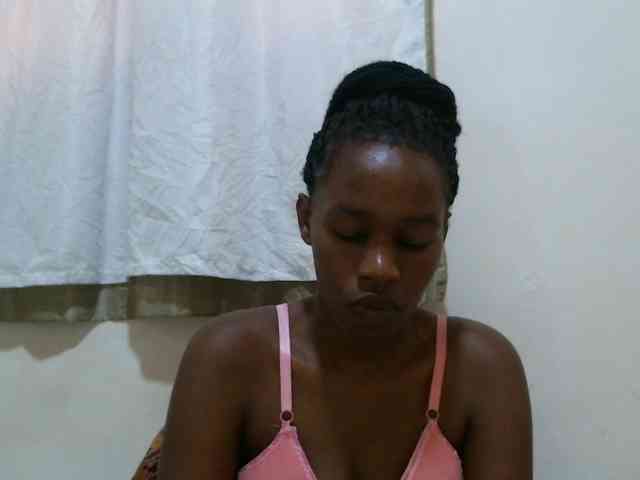 sweet-brown webcam