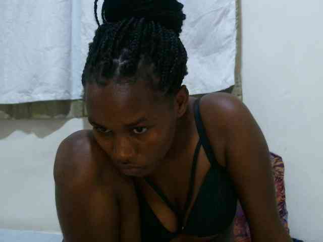 sweet-brown webcam