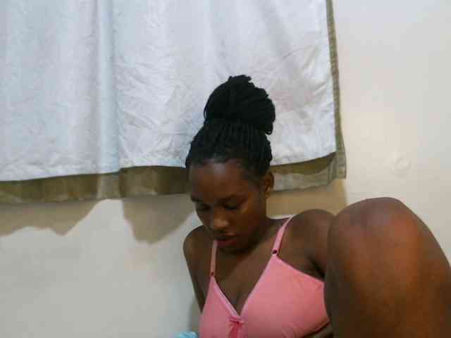 sweet-brown webcam