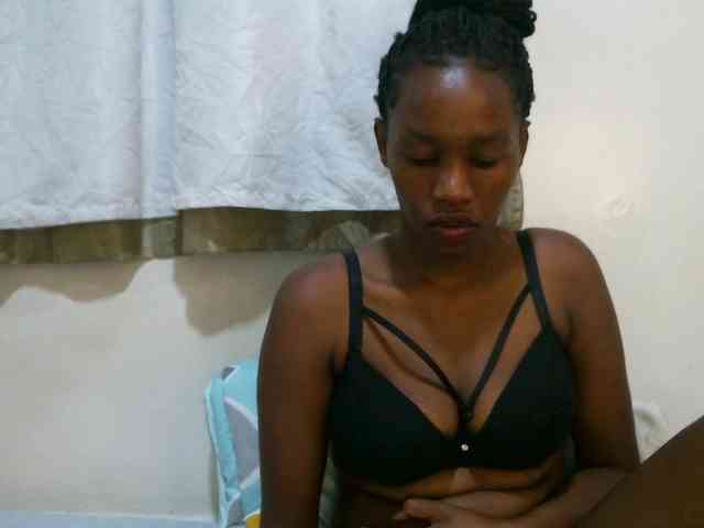 sweet-brown webcam