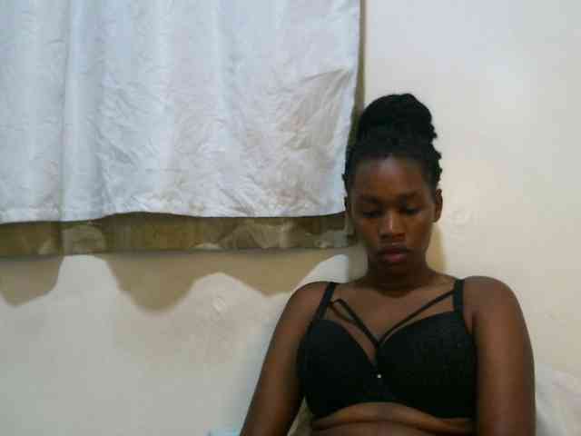 sweet-brown webcam