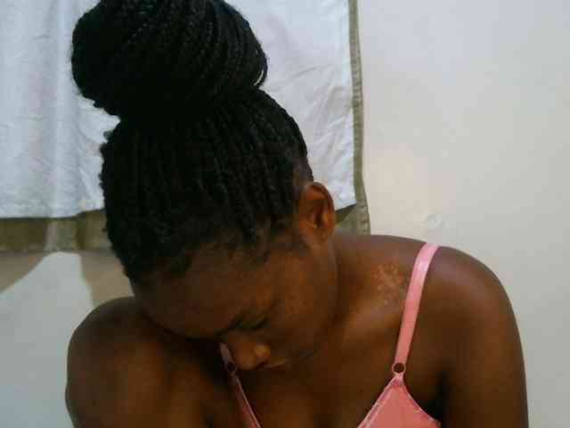 sweet-brown webcam