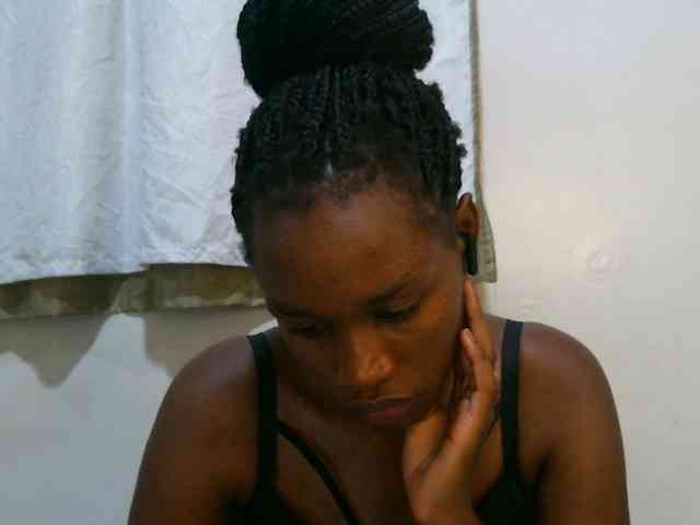 sweet-brown webcam