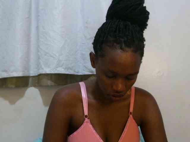 sweet-brown webcam