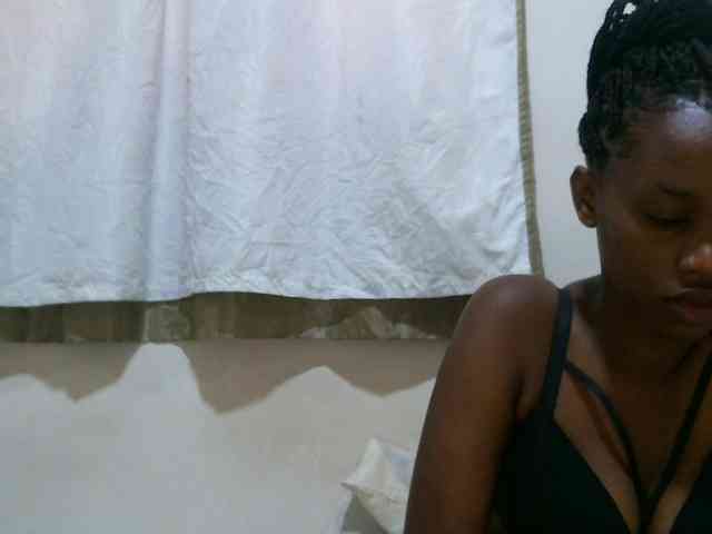 sweet-brown webcam