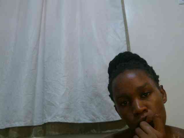 sweet-brown webcam