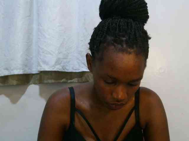 sweet-brown webcam