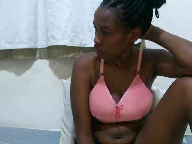 sweet-brown webcam