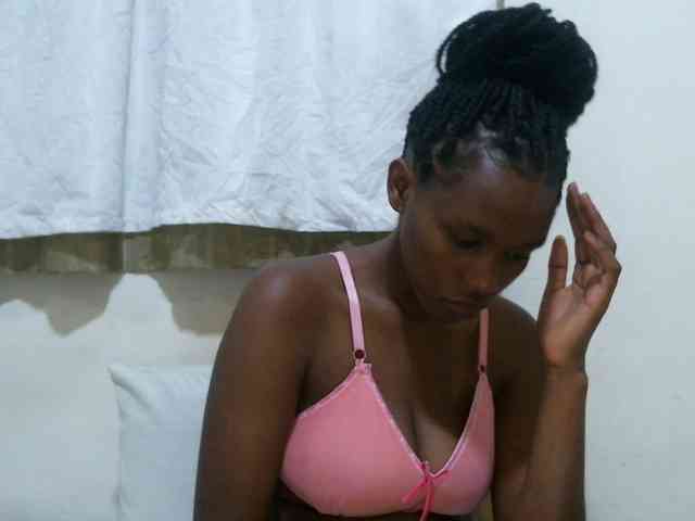 sweet-brown webcam