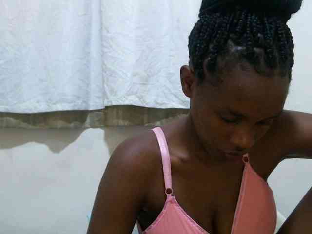 sweet-brown webcam
