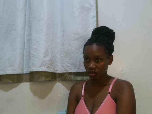 sweet-brown webcam
