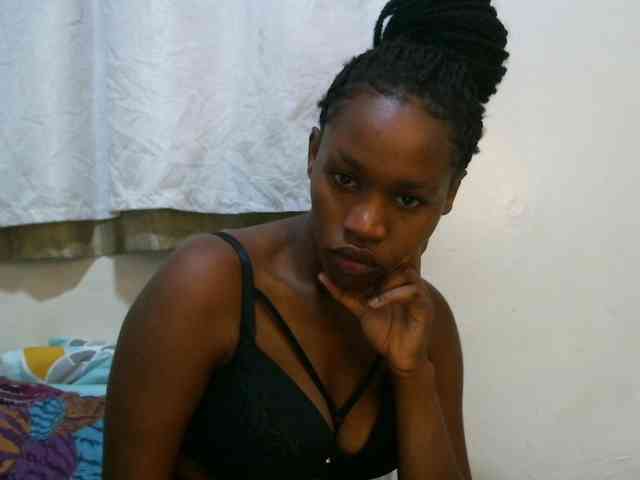 sweet-brown webcam