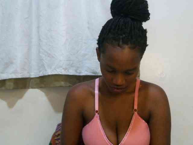 sweet-brown webcam