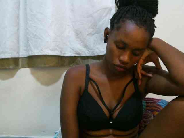 sweet-brown webcam