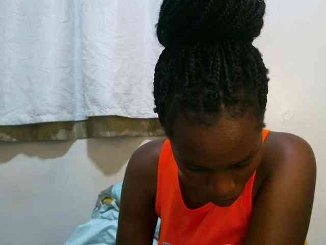 sweet-brown webcam