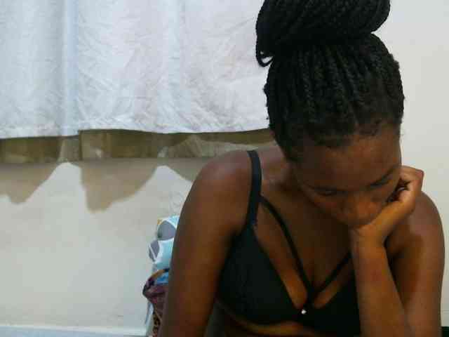 sweet-brown webcam