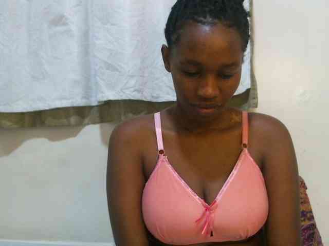 sweet-brown webcam