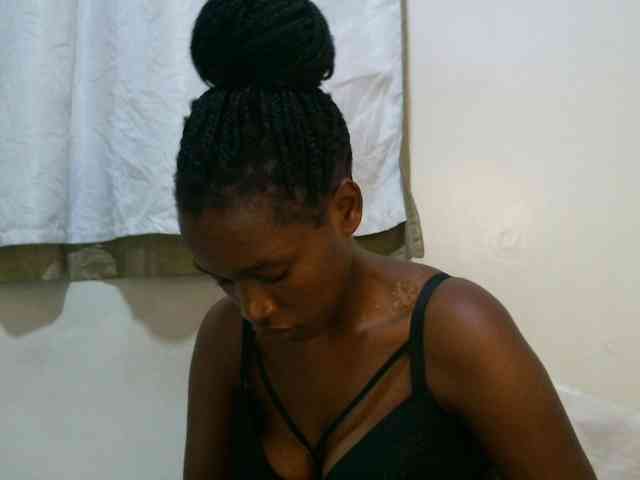 sweet-brown webcam