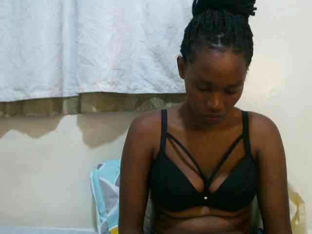 sweet-brown webcam