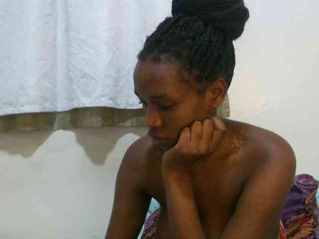 sweet-brown webcam