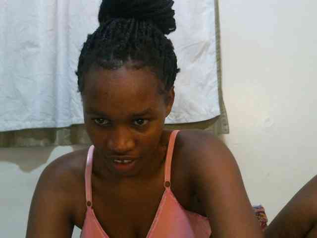 sweet-brown webcam