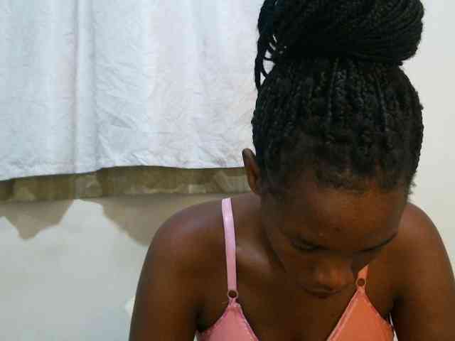 sweet-brown webcam