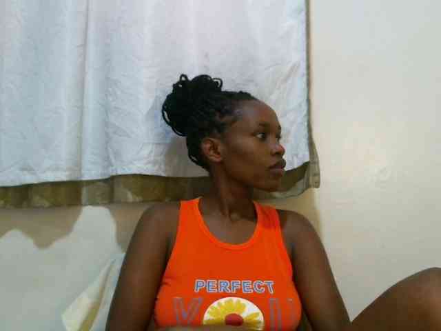 sweet-brown webcam