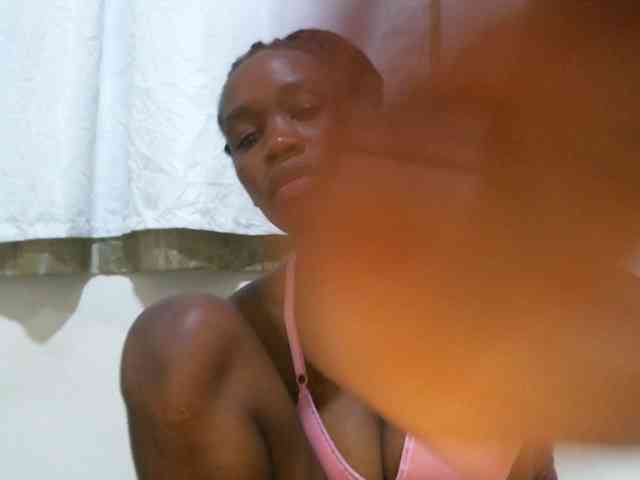 sweet-brown webcam