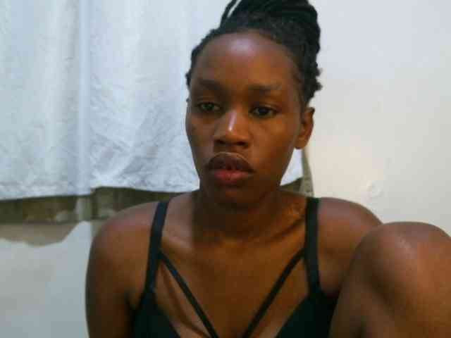 sweet-brown webcam