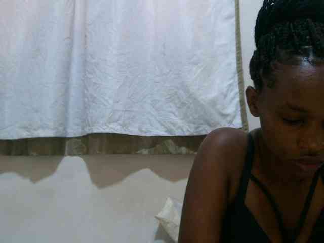 sweet-brown webcam